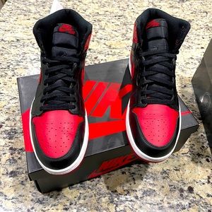 -🌟‼️SOLD‼️LIKE NEW MENS OG JORDAN 1 HIGH BREDS 🌟